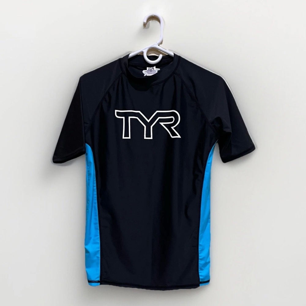 TYR Swim Shirt